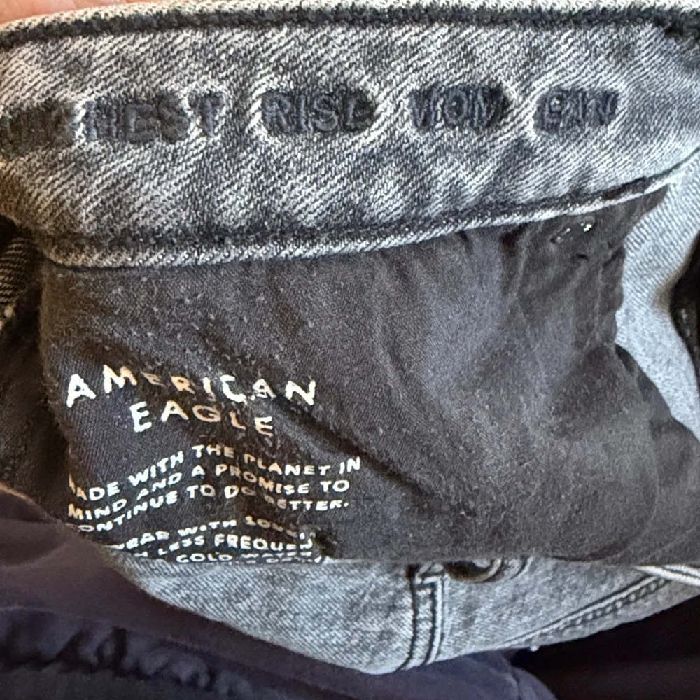 American eagle highest rise mom Jean black size 14